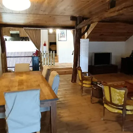 Maison Nyaraló *